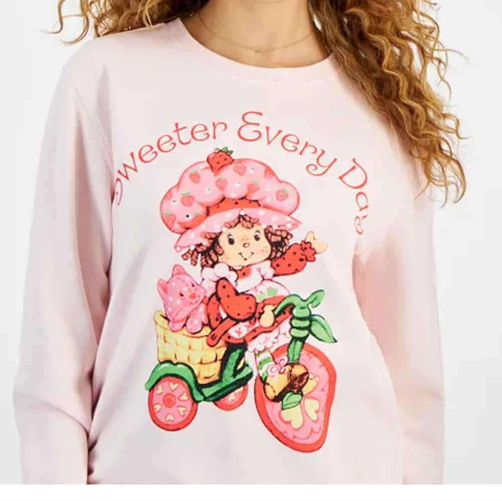 Pink 'Sweeter Every Day' Strawberry Shortcake Sweatshirt Womens Medium NWT